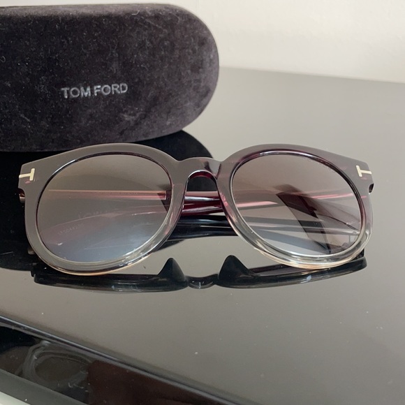 Tom Ford Sunglasses ? Like new.! ??? main image 4